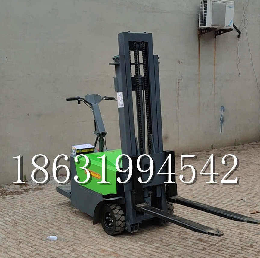 顺城区优程全电动叉车插腿式堆高车液压装卸车1.5吨升高小型站驾式铲车